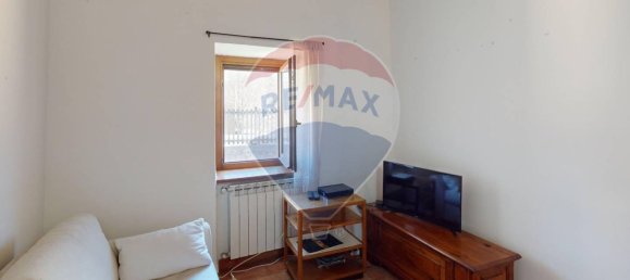 Apartamento de 3 dormitorios en Valtopina, Italy No. 73443 14
