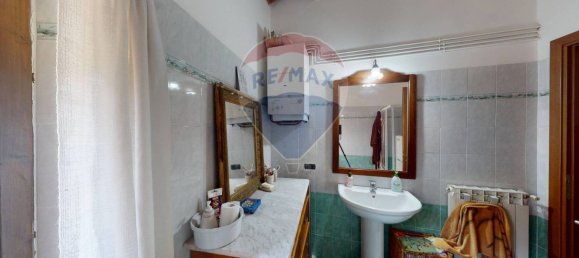Apartamento de 3 dormitorios en Valtopina, Italy No. 73443 12