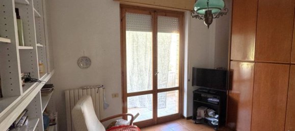 5 bedrooms Apartment in Porto San Giorgio, Italy No. 81785 9