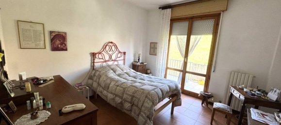 5 bedrooms Apartment in Porto San Giorgio, Italy No. 81785 8