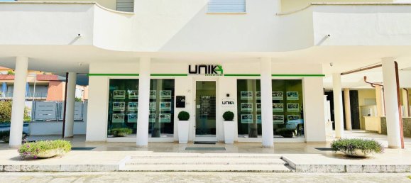 5 bedrooms Apartment in Porto San Giorgio, Italy No. 81785 14