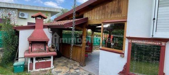 4 bedrooms Villa in Simeri Crichi, Italy No. 210467 5