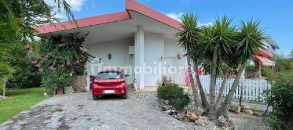 4 bedrooms Villa in Simeri Crichi, Italy No. 210467 27
