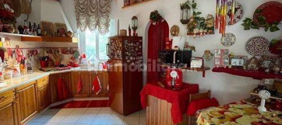 4 bedrooms Villa in Simeri Crichi, Italy No. 210467 13