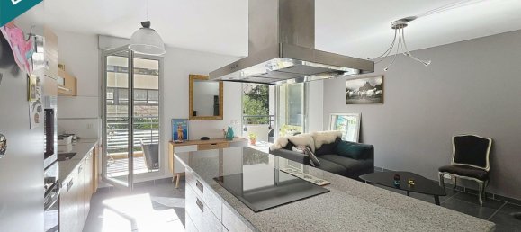 2 bedrooms Apartment in Marseille, France No. 345932 5