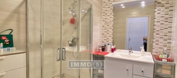 2 chambres Appartement à Noisy-le-Grand, France No. 179491 4