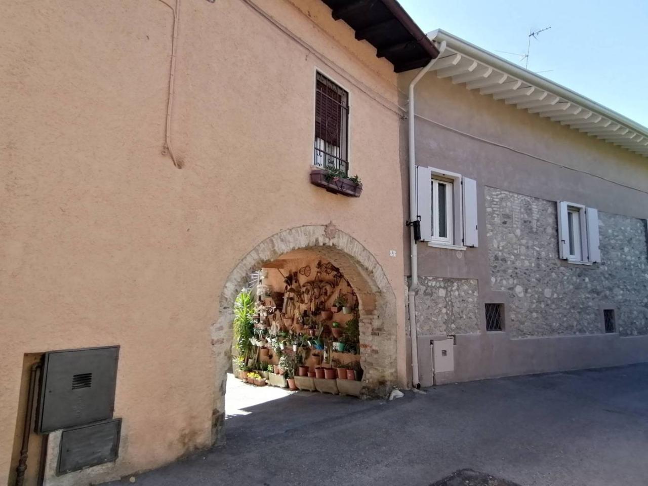 9-Zimmer Haus in San Felice del Benaco, Italy, Nr. 62847