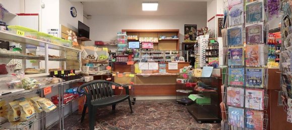 Gewerbliche Immobilie in Alessandria, Italy 70m², Nr. 259797 2