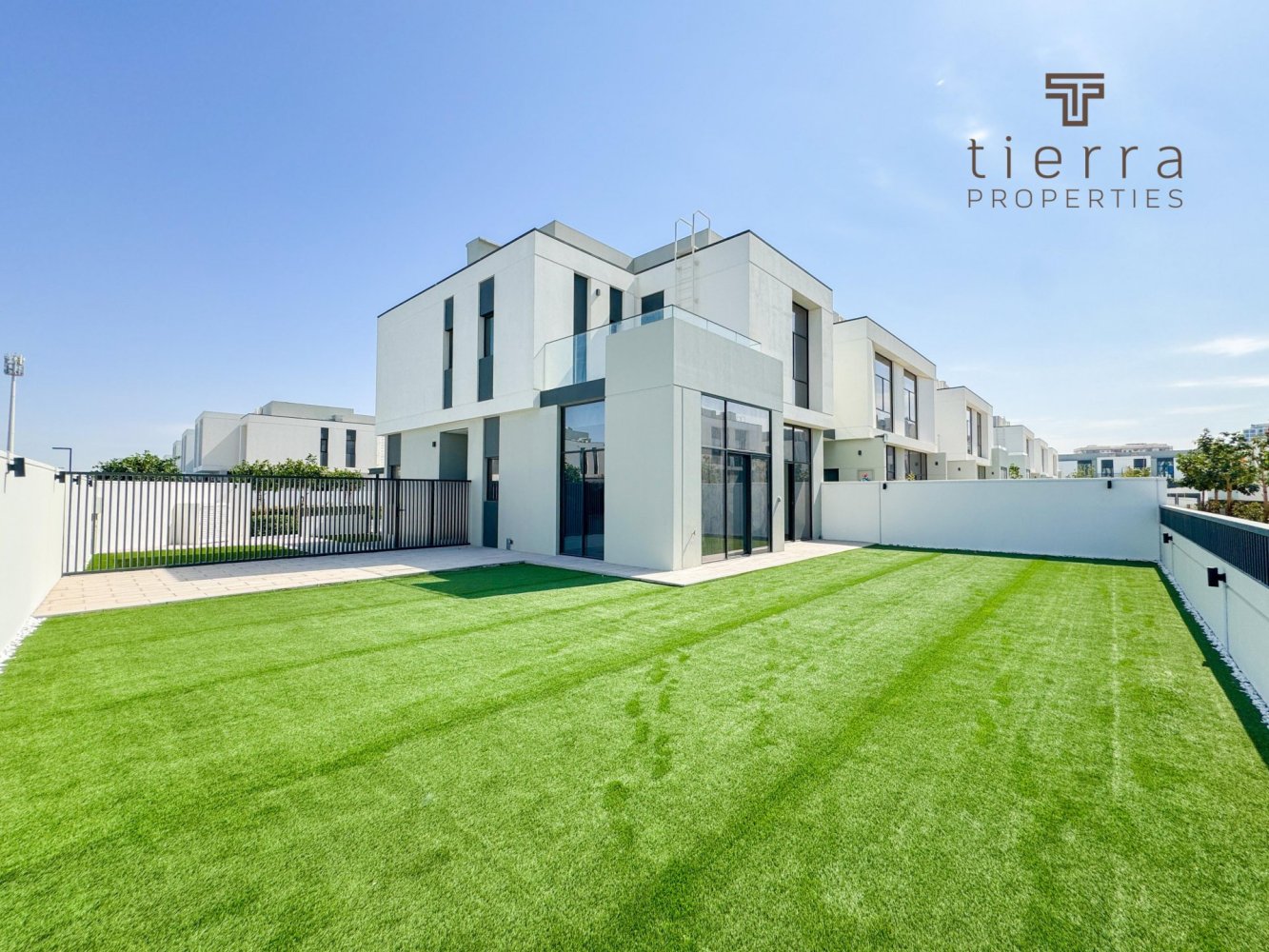 4 Schlafzimmer Villa in Al Furjan, UAE, Nr. 64339