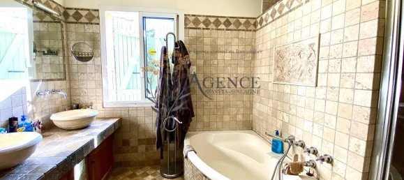 2 bedrooms Villa in Saint-Florent, France No. 96957 7