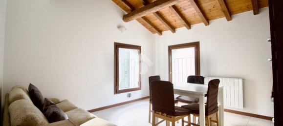 Квартира с 2 комнатами в Реджо Эмилия, Италия № 2449 28