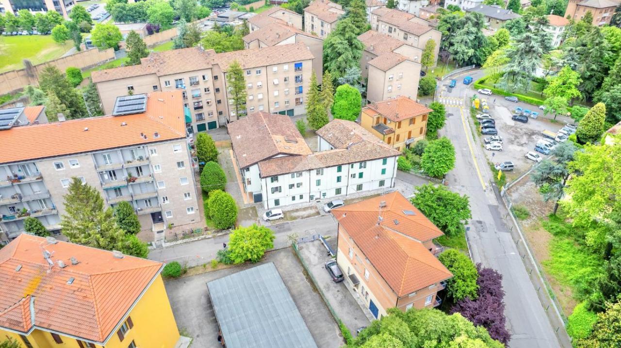 Квартира с 2 комнатами в Реджо Эмилия, Италия № 2449