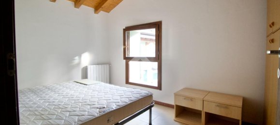 Квартира с 2 комнатами в Реджо Эмилия, Италия № 2449 24