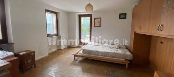 4 Schlafzimmer Haus in Quart, Italy, Nr. 294123 20