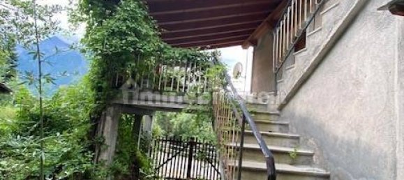 4 Schlafzimmer Haus in Quart, Italy, Nr. 294123 7