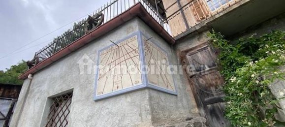 4 Schlafzimmer Haus in Quart, Italy, Nr. 294123 4