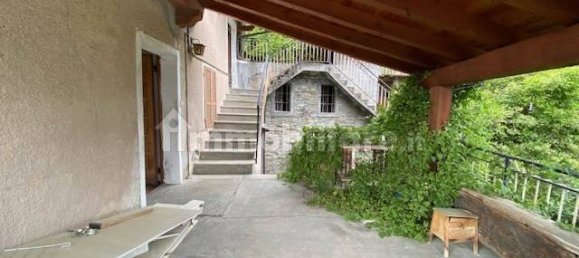4 Schlafzimmer Haus in Quart, Italy, Nr. 294123 6