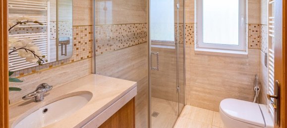 4 Schlafzimmer Villa in Quarteira, Portugal, Nr. 130532 11