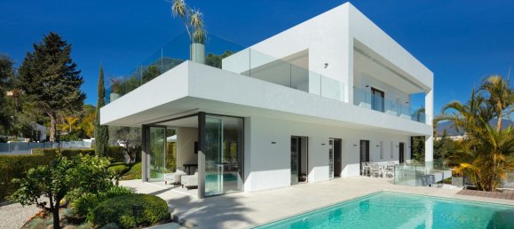 5 Schlafzimmer Villa in Nueva Andalucia, Spain, Nr. 3022 12