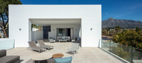 5 Schlafzimmer Villa in Nueva Andalucia, Spain, Nr. 3022 21