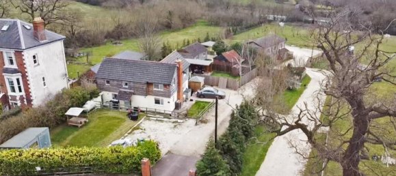 Casa T4 em Gloucester, United Kingdom N.º 13538 2