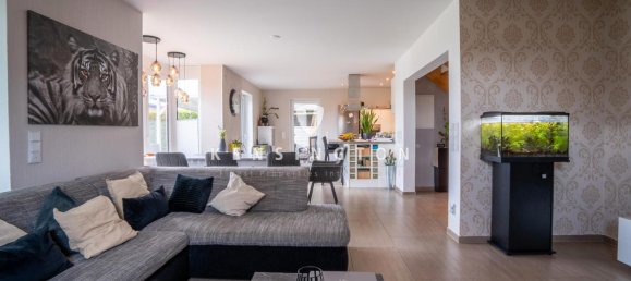 3 bedrooms Villa in Stade, Germany No. 36860 4