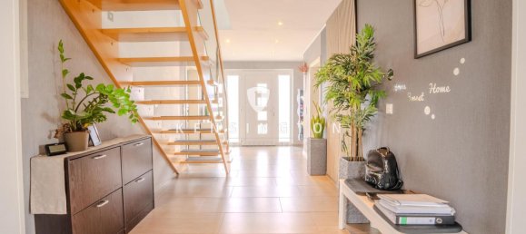 3 bedrooms Villa in Stade, Germany No. 36860 3