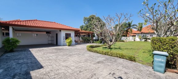 3 chambres Villa à Pattaya, Thailand No. 11142 24