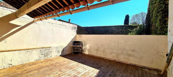 3 Schlafzimmer Gewerbliche Immobilie in Pezenas, France, Nr. 17016 2