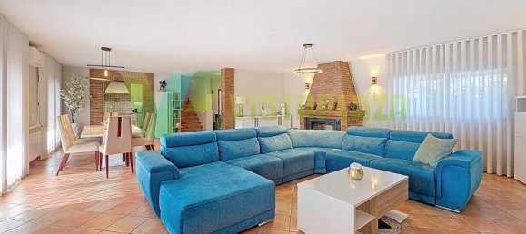 4 Schlafzimmer Villa in Portimao, Portugal, Nr. 299735 8