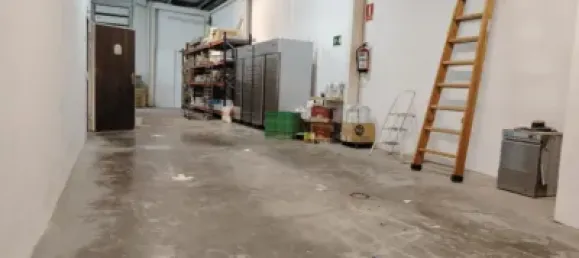 247m² Commercial property in Alfajarin, Spain No. 191553 20