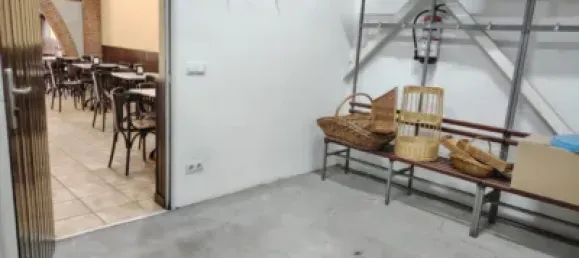 247m² Commercial property in Alfajarin, Spain No. 191553 9