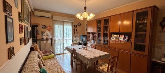 2 bedrooms Apartment in San Giuliano Milanese, Italy No. 355096 3