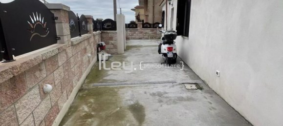 Вилла с 5 комнатами в Террачина, Италия № 59338 17