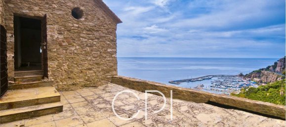 Villa de 3 dormitorios en Alassio, Italy No. 114214 47