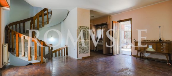 5 rooms Villa in Rome, Italy No. 300099 13