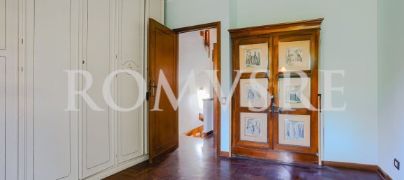 5 rooms Villa in Rome, Italy No. 300099 30