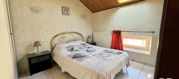 1 bedroom Apartment in Vals-les-Bains, France No. 271930 10