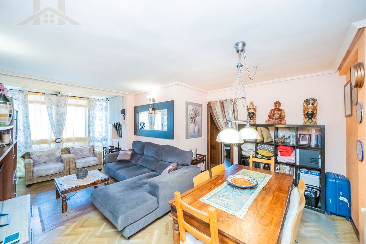 3 bedrooms Apartment in Fuenlabrada, Spain No. 266034