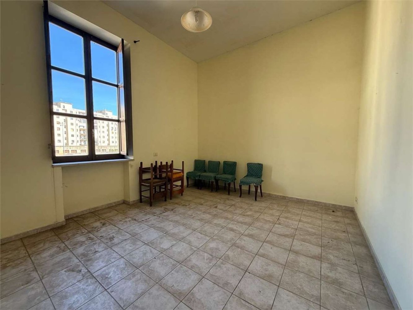 Estudio en Syracuse, Italy No. 250366