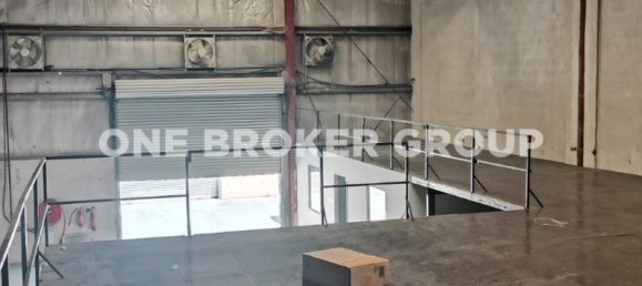 2043.8m² Warehouse in Dubai Investment Park, UAE No. 1833 4