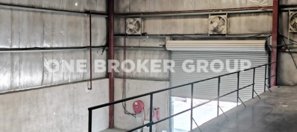 2043.8m² Warehouse in Dubai Investment Park, UAE No. 1833 5