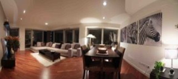 Apartamento de 4 dormitorios en Sant Martí, Spain No. 84591 5