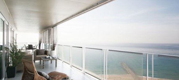 Apartamento de 4 dormitorios en Sant Martí, Spain No. 84591 2