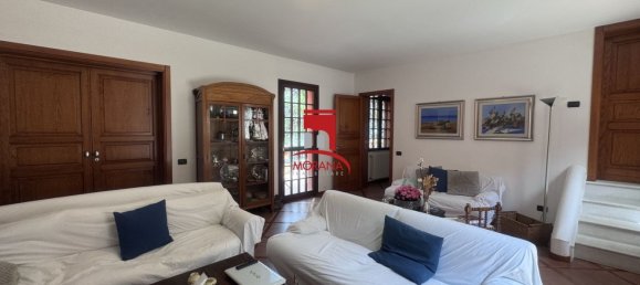 8 rooms Villa in Erice, Italy No. 120483 4