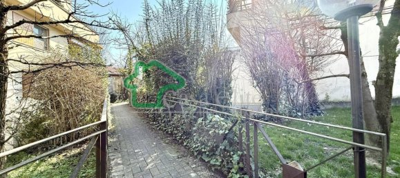 3 rooms Apartment in Crema, Italy No. 207548 3