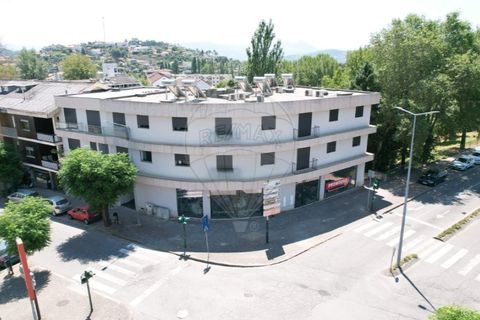 388m² Commercial property in Cabeceiras de Basto, Portugal No. 259974