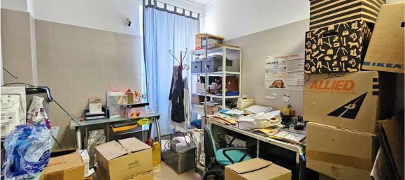 106m² Commercial property in Turin, Italy No. 158538 11