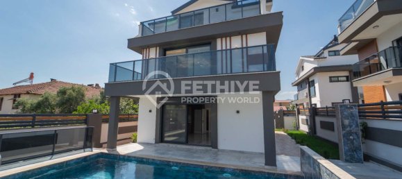 Villa 5+1 à Fethiye, Turkey No. 22684 16