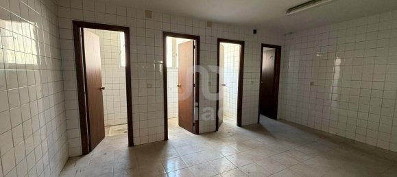 Entrepôt à Santovenia de la Valdoncina, Spain 900m² No. 179229 5